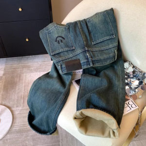 กางเกงยีนส์ทรงตรงขากว้างเอวสูงสำหรับผู้หญิง กางเกงขายาวทรงหลวมสไตล์ย้อนยุค สีน้ำเงิน ขนแกะ ปักลายหัวใจ ฤดูหนาว 2025