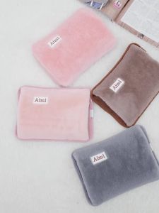 🌿JIEMEI กระเป๋าน้ำร้อน สไตล์มินิมอล ผ้ากำมะหยี่ คลายหนาว ช่วยลดอาการ ปวดประจำเดือน ลดบวม ถุงน้ำร้อนไฟฟ้า ประคบร้อน, ถุงประคบร้อนไฟฟ้า คลินิกชาร์จครั้งมองหา สำหรับผู้ป่วยที่ต้องการลดอาการร่างกาย บวม ถุงเบี้ยและปวด