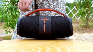 Awei Y887 ลำโพง Bluetooth แบบพกพา Boomboxes ลำโพง Subwoofer กลางแจ้ง IPX5 กันน้ำไฟสีสันสนับสนุนการเชื่อมต่อ TWS AUX TF Card