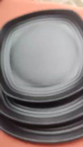 Dĩa nhựa melamine vuông nhám đen phục vụ nhà hàng quán ăn kt 21cm/24cm/26cm - DV157/158/159