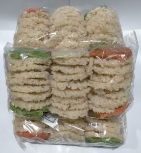 kerupuk singkong kerupuk rengginang singkong kerupuk renyah dan gurih isi 27an  keping dijual kondisi mentah