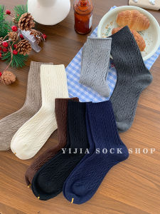 ผู้หญิง ถุงเท้าถึงกลางน่อง ถุงเท้า ฤดูใบไม้ร่วง ฤดูหนาว หนา อุ่น บิดเกลียว ถุงเท้ายาวไม่มีตะเข็บ สีเทา สีขาว สีดำ สวมใส่ในบ้านแสนสบาย จับคู่กับ หนัง รองเท้า