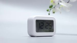 Đồng Hồ Báo Thức Kỹ Thuật Số Đa Chức Năng Có Đèn Nền Màn Hình Lớn Hiển Thị Nhiệt Độ & Lịch Chức Năng Ngủ Tạm Dành Cho Phòng Ngủ