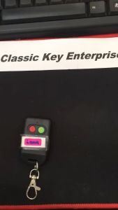 Malaysia Autogate Door Remote Control Copy Learning Type (SMC5326 Frequency 330Mhz)