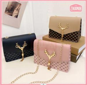 หนัง กระเป๋าสะพายผญ กระเป๋าสะพายไหล่ 3 สี กระเป๋ากระเป๋าแฟชั่น หนังPU สายโซ่ ดีไซน์หรู กระเป๋าสะพายไหล่