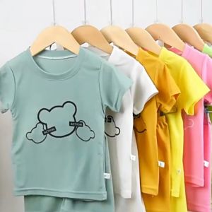 ชุดเซ็ตเด็กผ้าร่อง แขนสั้น+ขาสั้น ผ้ายืดเยอะ ผ้าเนื้อเย็น ใส่สบาย เหมาะกับอากาศประเทศไทย (พร้อมส่งในไทย)