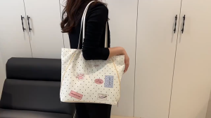 MOUSSON กระเป๋าสะพายไหล่ผู้หญิงสไตล์เกาหลี INS ลายจุดความจุขนาดใหญ่ลูกไม้โบว์กระเป๋าโท้ทเฉพาะกลุ่ม