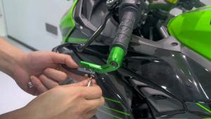 For CFMOTO 450NK 650NK 250NK 250SR 300SR 450SR Motorcycle Accessories CNC Handlebar Grips Brake Clutch Levers Guard Protector