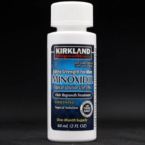 Dung Dịch Mọc Tóc Của Mỹ Chống Rụng Tóc Và Hói Đầu Cho Nam Giới Kirkland Minoxidil 5% Chai 60ml