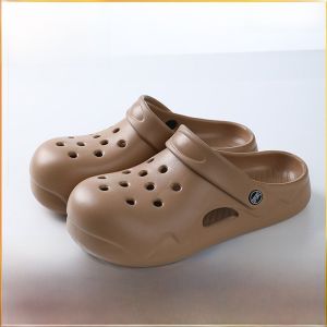 รองเท้าแตะแบบสวมสำหรับผู้หญิงในช่วงฤดูร้อนปี 2024 สไตล์ใหม่ รองเท้าแตะแบบสวมครึ่งนิ้วสำหรับกลางแจ้ง ส้นหนา พื้นกันลื่น รองเท้าแตะชายหาดแบบมีหัวรอง