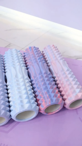 Con Lăn Giãn Cơ Tập Yoga Massage Foam Roller Ống Con Lăn Yoga Tập Thể Thao Gai Lưỡi Liềm Chọn Màu Hãng Amalife