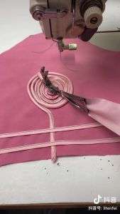 chân vịt may chuyên chạy dây viền ( chạy dây viền nổi - nhảy ) máy may 1 kim công nghiệp jack siruba juki ...