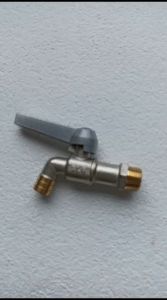 [ FERRUM ] Keran Air Kran Tembok Taman Bola Kuningan A08 Ukuran 1/2"  3/4" Inch