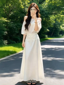 ZHENMANZI | Graceful Off-Shoulder Lace-Paneled Set