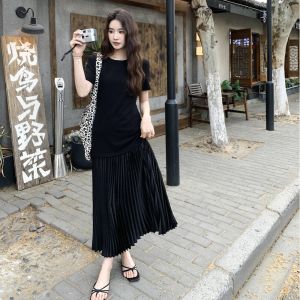 ชุดเดรสยาวทรงเอเอวสูงผ้าฝ้ายผสมสีดำ ทรงเข้ารูป แขนสั้น คอกลม ฤดูร้อน 2025 ชุดเดรสยาวทรงเข้ารูปสุดหรูหรา