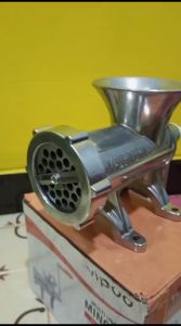 Mesin Cetak Pelet No.12 Mesin Pencetak Pelet Pakan Ayam Ikan Burung Kelinci Mesin Pelet Manual No.12 - Cetak Pelet Ayam Ikan Burung dengan Pulley dan Filter Tambahan - Spesifikasi Lengkap