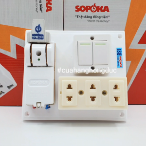 Bảng Điện 2 Công Tắc 3 Lỗ Cắm Cầu Dao Sứ 15A BS5 SOPOKA