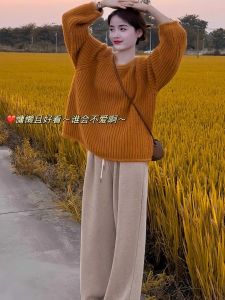 ฤดูใบไม้ร่วง ฤดูหนาว ผู้หญิง เสื้อสเวตเตอร์ถัก หลวม คอกลมแขนยาวพอดี นุ่ม หนาขึ้น Cuffed Orange เสื้อสวม สบาย เสื้อผ้าถัก