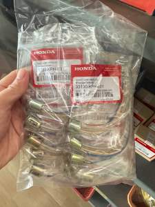 (แท้ศูนย์ 100%) ขั้วไฟขั้วไฟหน้ามอเตอร์ไซค์ใส่ได้ทุกรุ่นทั่วไป ฮอนด้า/ยามาฮ่า/ซูซูกิ