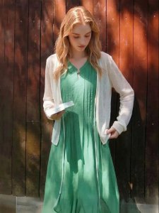 Slim Fitting Elegant Summer Sleeveless Green Lyocell Dress