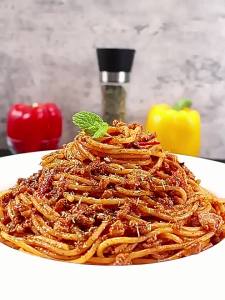Low Fat Non-Fried Instant Spaghetti with Sauce Package