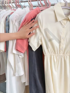 Dospace ราวตากผ้าสแตนเลส ราวตากผ้า เกรด304 ราวแขวนผ้าบาร์คู่ 4 ล้อ/3ชั้น+ตะขอกันลม+พร้อมตะกร้าตาข่าย รับน้ำหนักได้ 300kg ห้องนอน/กลางแจ้ง