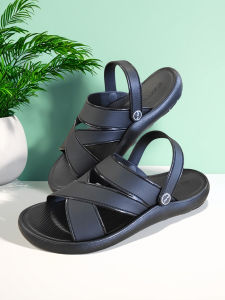 Casual Rubber Slippers Summer Outdoor Anti-Slip Beach Sandals Men Driving Dual-Purpose Clogs Breathable Hollow-Out Design
