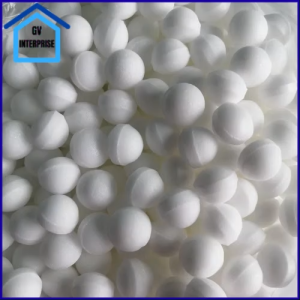 NAPHTHALENE BALL / LARGE SIZE / ALCAMPOR ( 1/2 kilo AVAILABLE )