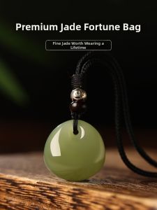 HUAKAIYUNDUO | Natural Jade Good Luck Charm