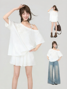 KEIKO | Embellished Beaded Butterfly Shoulder T-Shirt