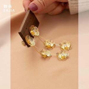 Gold Flower Long Slimming Fashion Niche Ear Cuffs No Piercing Required Vintage Elegant Atmosphere Mosquito Coil Tray Ear Jewelry
