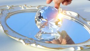 Dekorasi Nail Artificial & Prism Crystal Nail Art: Tips & Tutorial