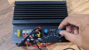 COD Amplifier Ampli Mobil Rakitan DIY Power Super Full Bass Subwoofer Suara Stereo Jernih 12 Volt 600 W