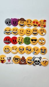 Patch Emoji: Stiker & Aksesoris Emoji Unik