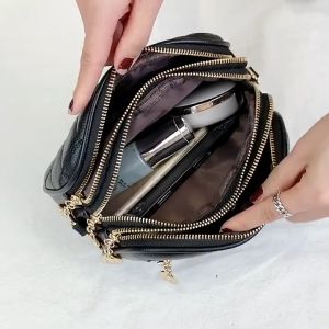 Tas selempang wanita modis dan simple
