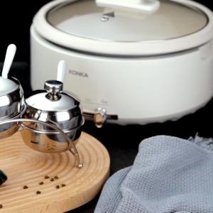 【Pre-order】 304 Stainless Steel Gold Seasoning Condiment Pot Set Spice Salt Sugar Container Pepper Jar Tool with Lid and Spoon Holder Rack
