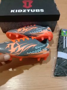 KIDZTUBS Paket Komplit Sepatu Bola Anak Usia 6-10 Tahun