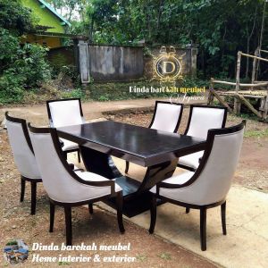 MEJA MAKAN VINTAGE SET 6 KURSI MEJA KURSI MAKAN MODERN KAYU JATI BERKUALITAS