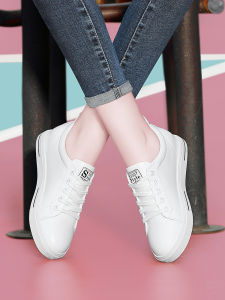 รองเท้าผ้าใบลำลองสำหรับผู้หญิง หนังวัวนิ่ม ส้นแบน ทรงสปอร์ต รองเท้าแบบสวม ทรงสี่เหลี่ยม หัวรองเท้าทรงกลม ด้านหลังสูงปานกลาง