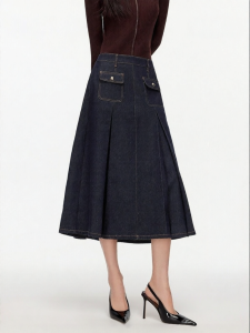 Vero Moda | A-Line Pocketed Pleated Denim Skirt