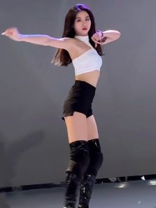 สไตล์เกาหลี แจ๊สแดนซ์ยาว กางเกง ผู้หญิงสูงเอวแน่นเต้นรูดเสาด้านหน้าสั้นหลังยาวไม่ใช่แสง กางเกงขาสั้น