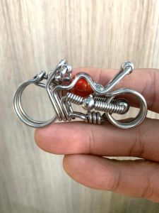 Móc khoá thủ công inox 304 hình dáng xe motor kết hợp đá phong thuỷ