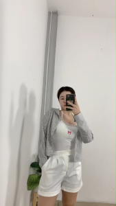 ชุดเซ็ตเสื้อสายเดี่ยวคู่กางเกงขาสั้นหลวม สไตล์แซ่บเก๋