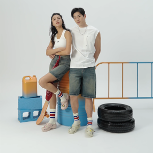 CROCS รองเท้าลำลองผู้หญิง - รุ่น CLASSIC PLATFORM CLOG 2067502Y2 - ชุด BONE