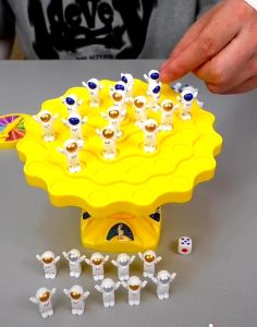 (AK09) 2สีนักบินอวกาศสมดุลต้นไม้ เกมบนโต๊ะ เกมกระดาน การแข่งขัน ของขวัญสำหรับเด็ก family game ของเล่นเด็ก หมากรุก ฝึกสมา