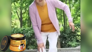 [Bee Venom Pain Relieving Cream] Joint relieving cream relieves daily joint muscles promotes vitality and gently applies body care cream joint and muscle bone gel. Used for rheumatoid arthritis and muscle stiffness. For external use.