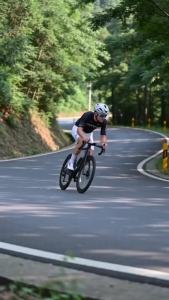 Mũ Bảo Hiểm Xe Đạp Siêu Nhẹ KAV BIKING Tích Hợp Khuôn Đúc Dành Cho Nam Và Nữ Mũ Thể Thao Xe Đạp Đường Trường Và Leo Núi Nhẹ Với 8-15 Lỗ Thông Hơi