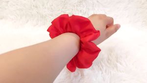 Scrunchy Red Matte - Large