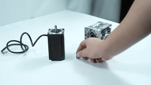 Worm Gear Reducer NMRV030 High Torque Gear Reducer Input 11mm Output 14mm Gear Ratio 5:1 to 80:1 Suitable for Nema23 Motor