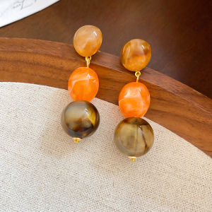Silver needle acrylic embossed round tassel stud earrings K